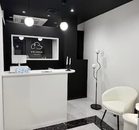 モダンなcolorerの店内